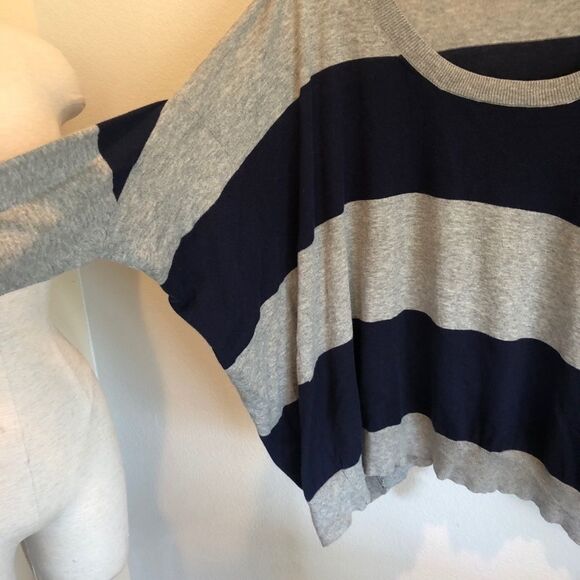 BCBG blue striped long sleeved sweater M - Picture 6 of 8